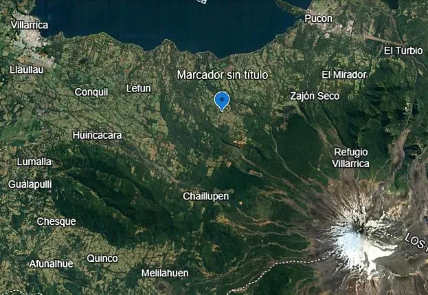 Ubicación entre Villarrica, Pucón, el lago y el volcán